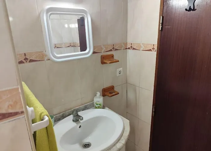 Moradia Em Appartamento Alvarinhos